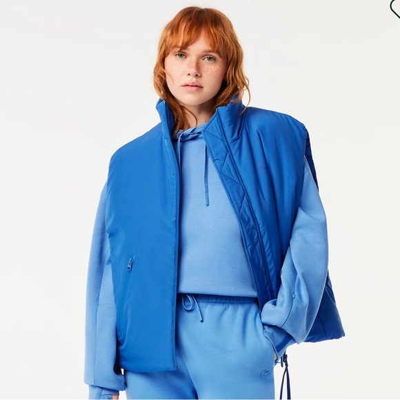 Lacoste sleeveless puffer vest in a soft bleu - Picture 9 of 9